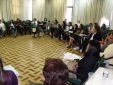 A formação de educadores de EJA e a reorganização dos currículos em EJA