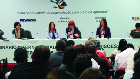 Painel 1: Cooperação Internacional Painel 1: Cooperação Internacional